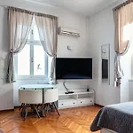 Martini - Bacvice 아파트