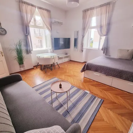 Martini - Bacvice Apartament