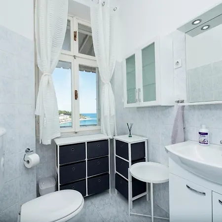 Apartment Martini - Bacvice